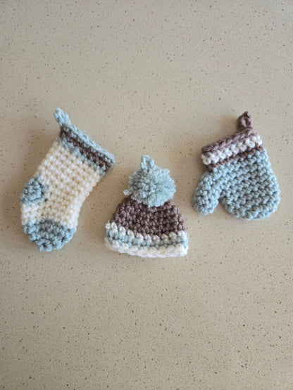 Woodland Calm Crochet Christmas Garland | Handmade Mittens, Stockings & Hats Holiday Garland