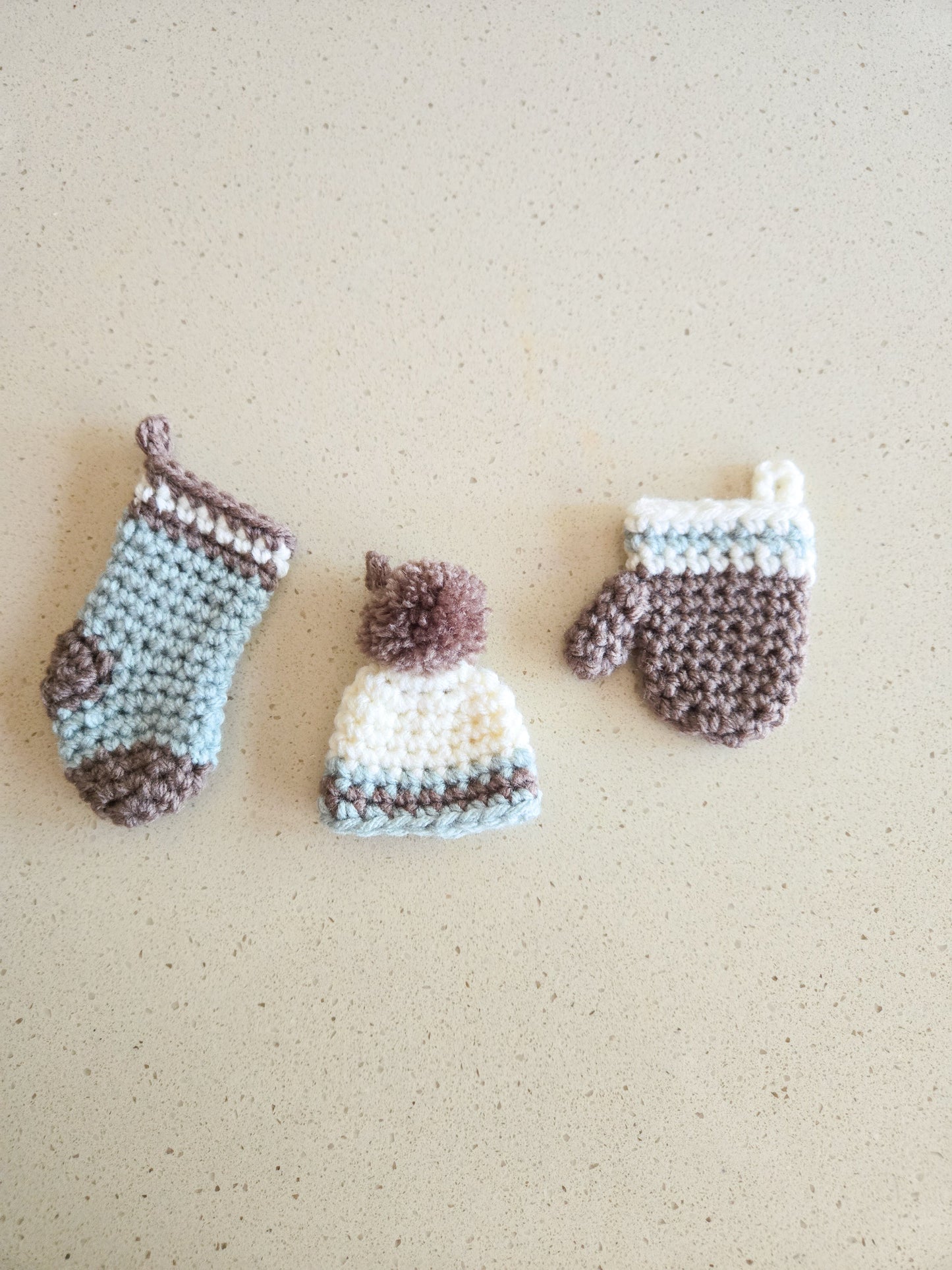 Woodland Calm Crochet Christmas Garland | Handmade Mittens, Stockings & Hats Holiday Garland